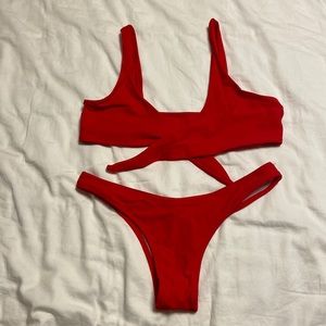 Zaful • Tie Front Cheeky Bikini